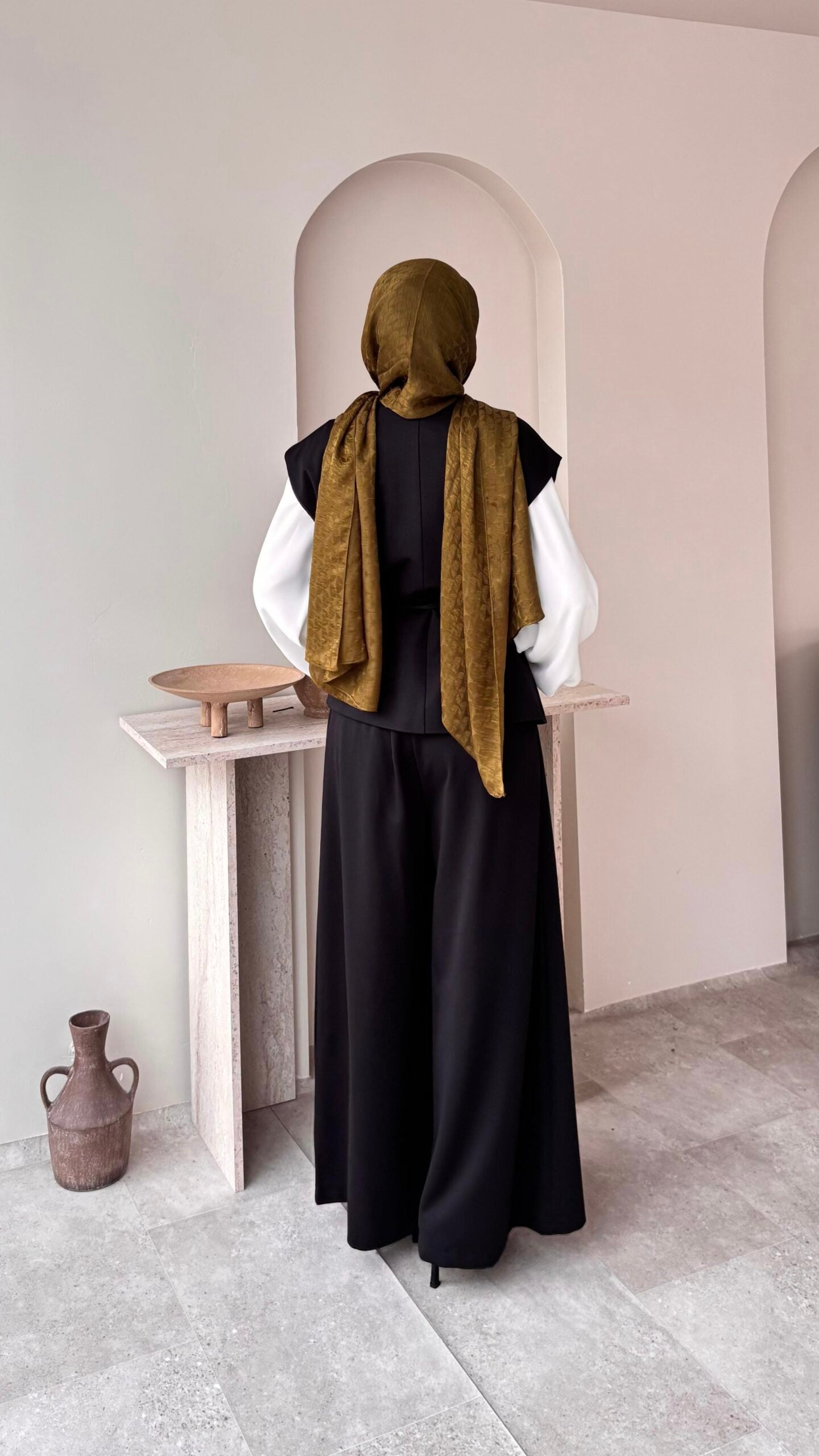 Calm Yelekli Takım – Siyah