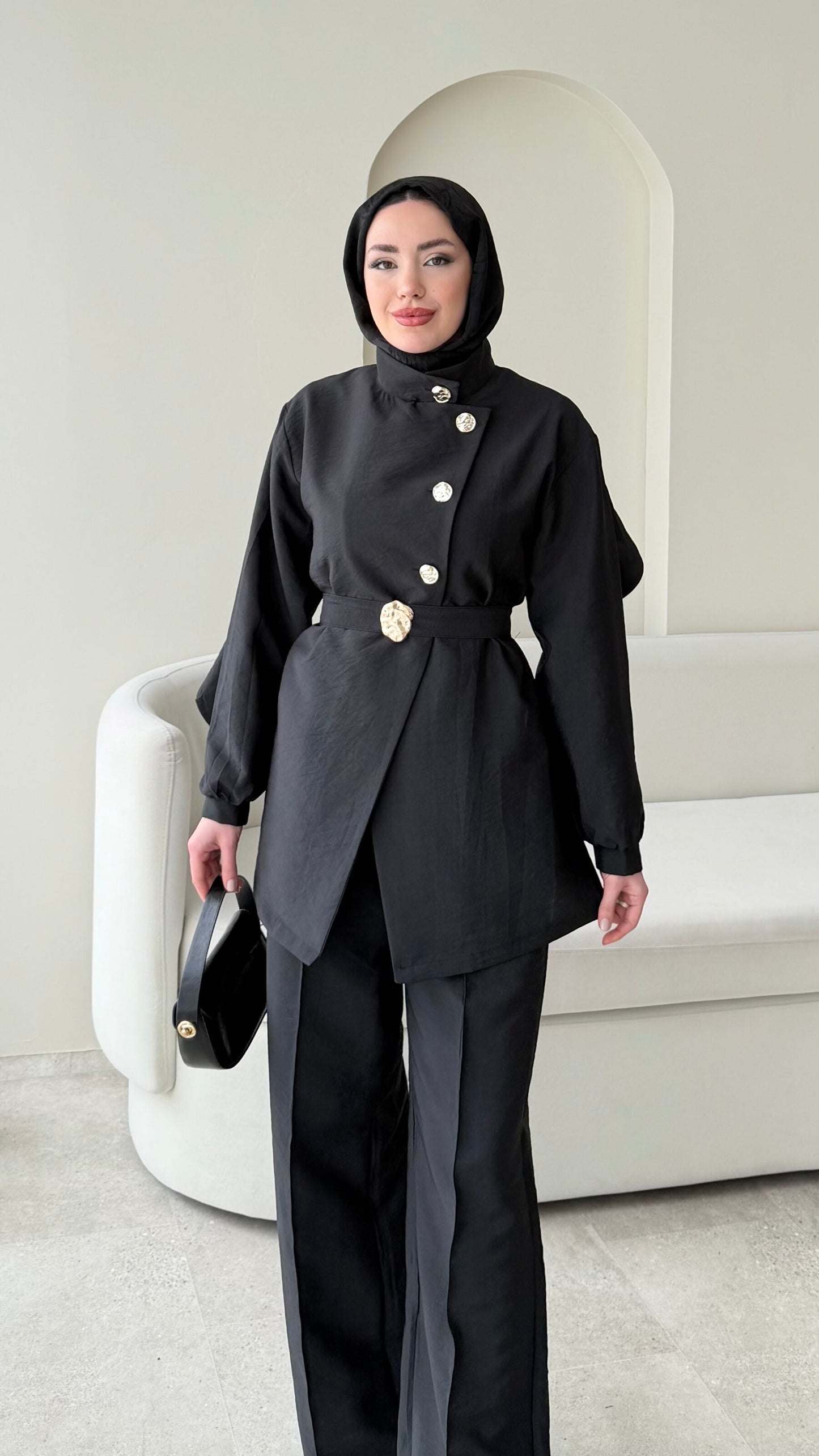 Hare Taşlı Takım – Siyah