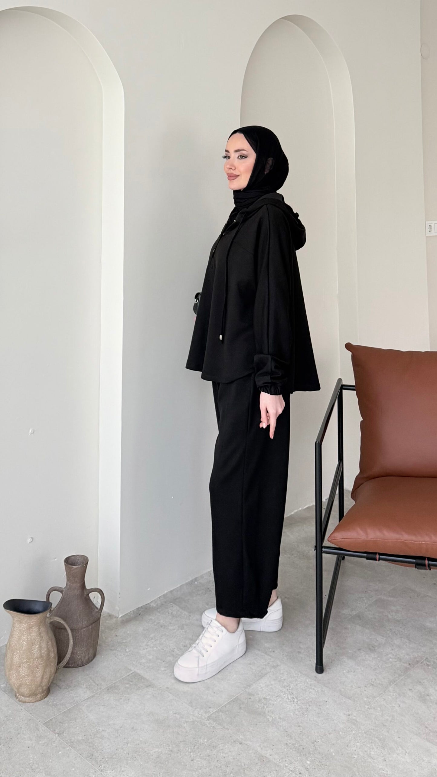 Mona Oyşo Takım – Siyah
