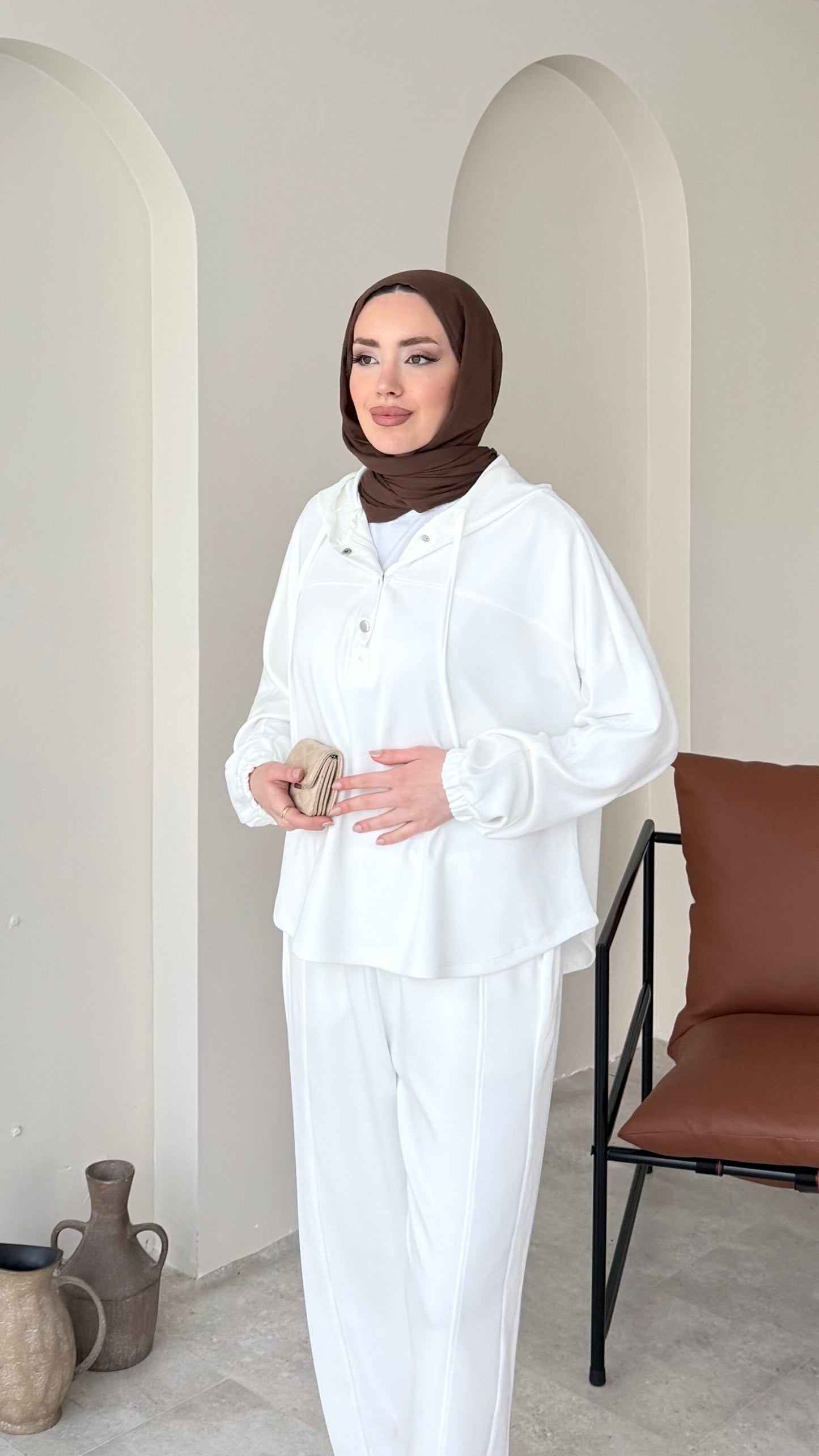 Mona Oyşo Takım – Beyaz