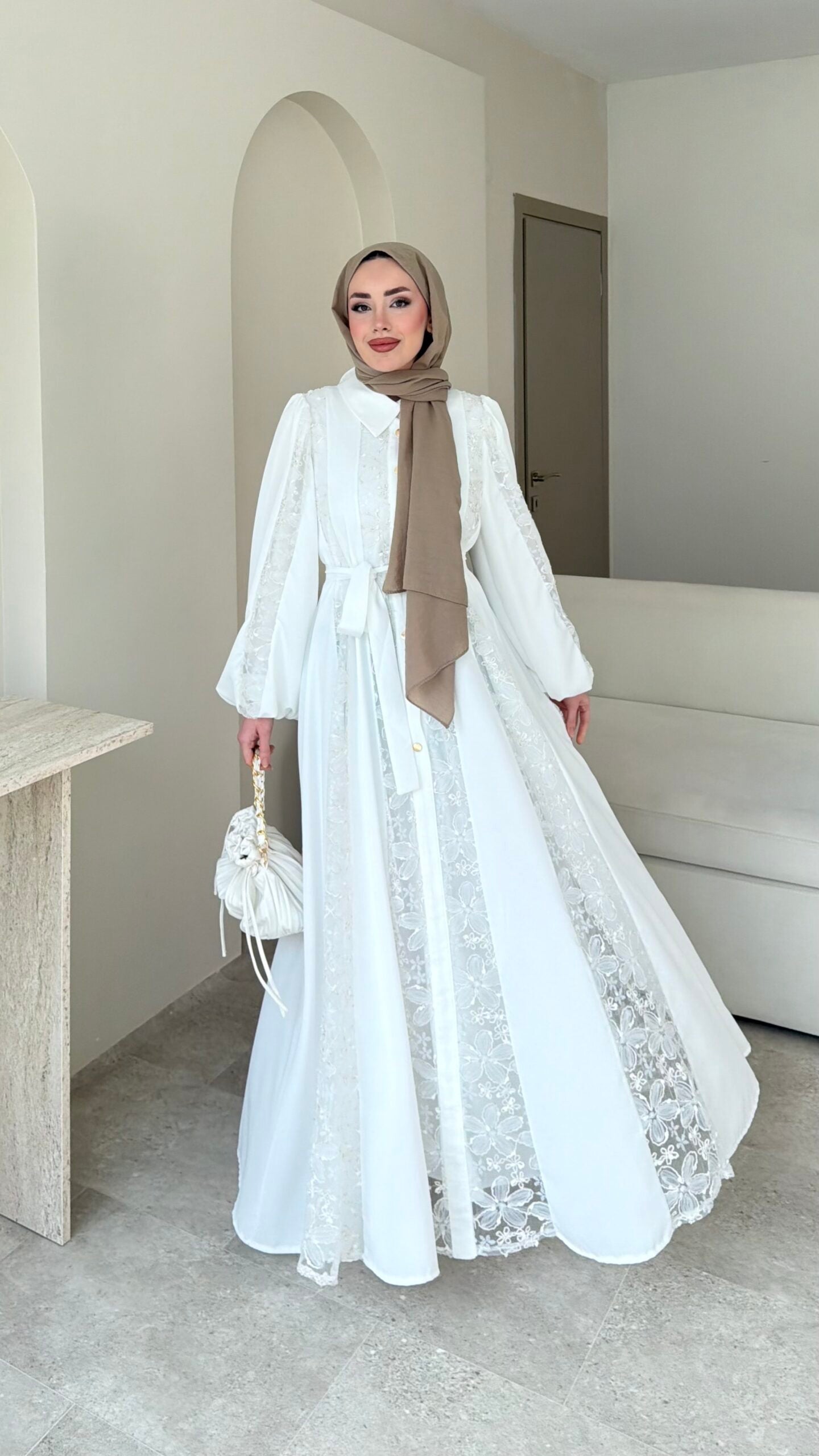 Loom Çiçek Desen Elbise – Beyaz