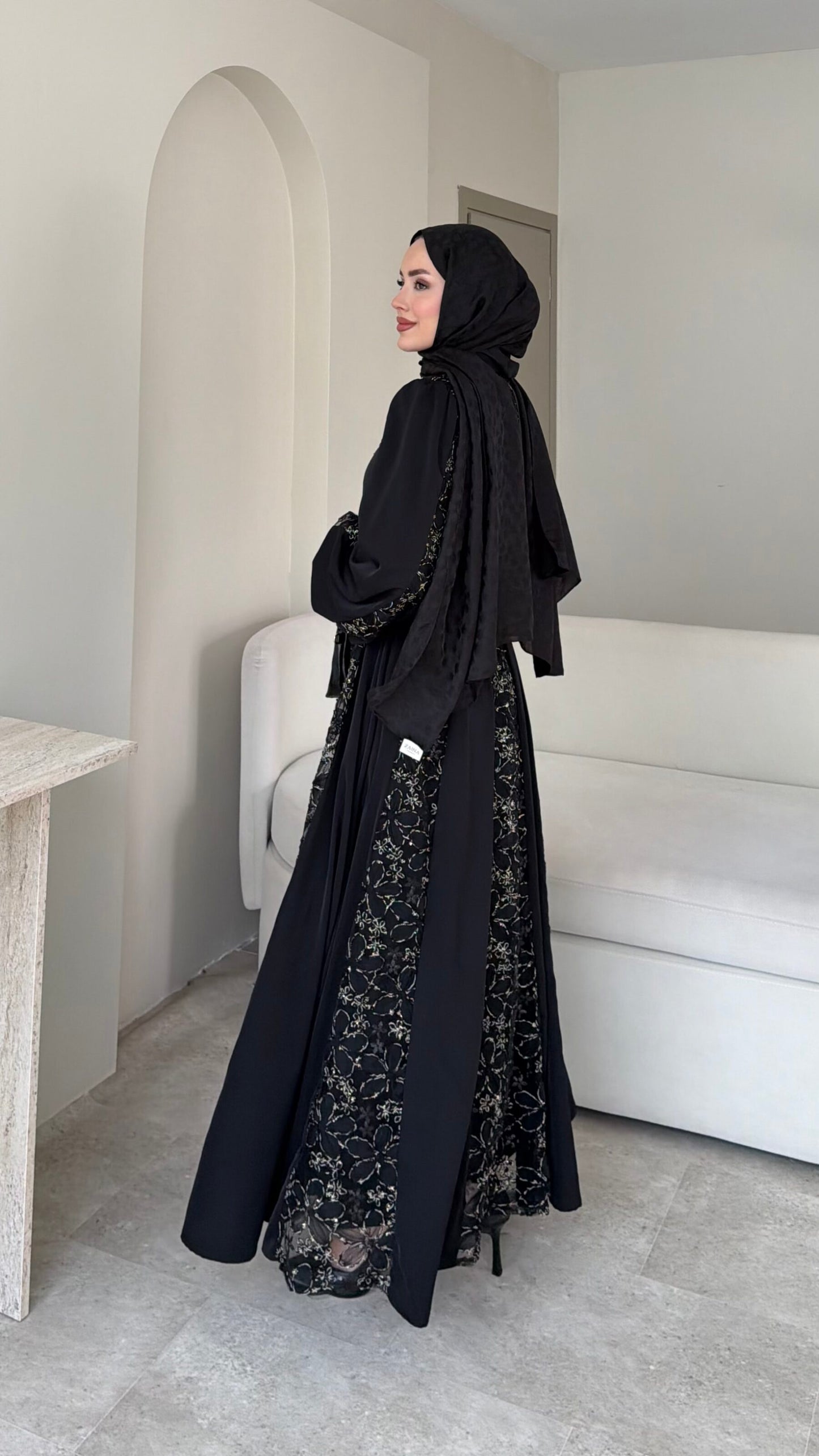 Loom Çiçek Desen Elbise – Siyah