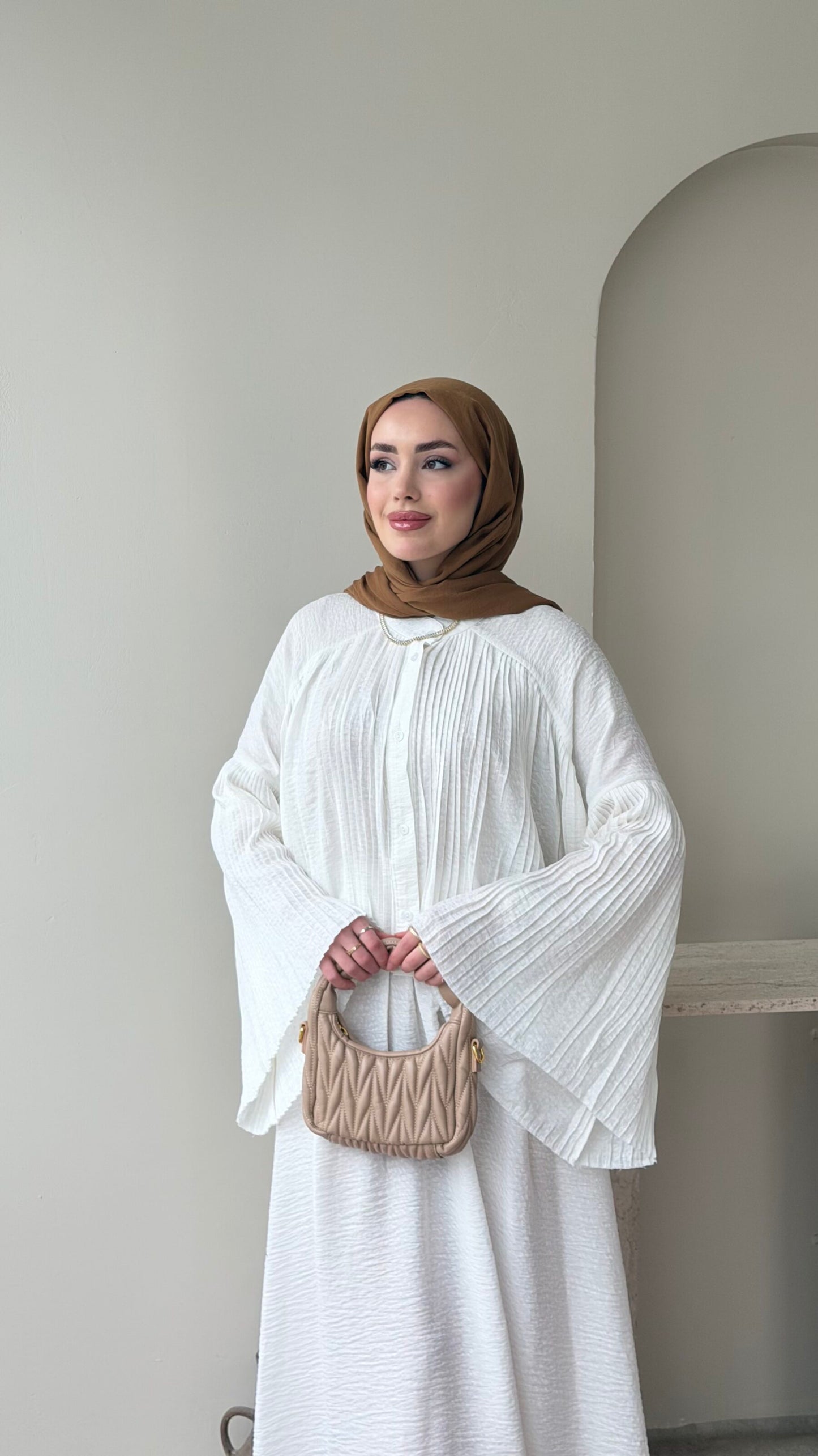 Code Piliseli Takım – Beyaz