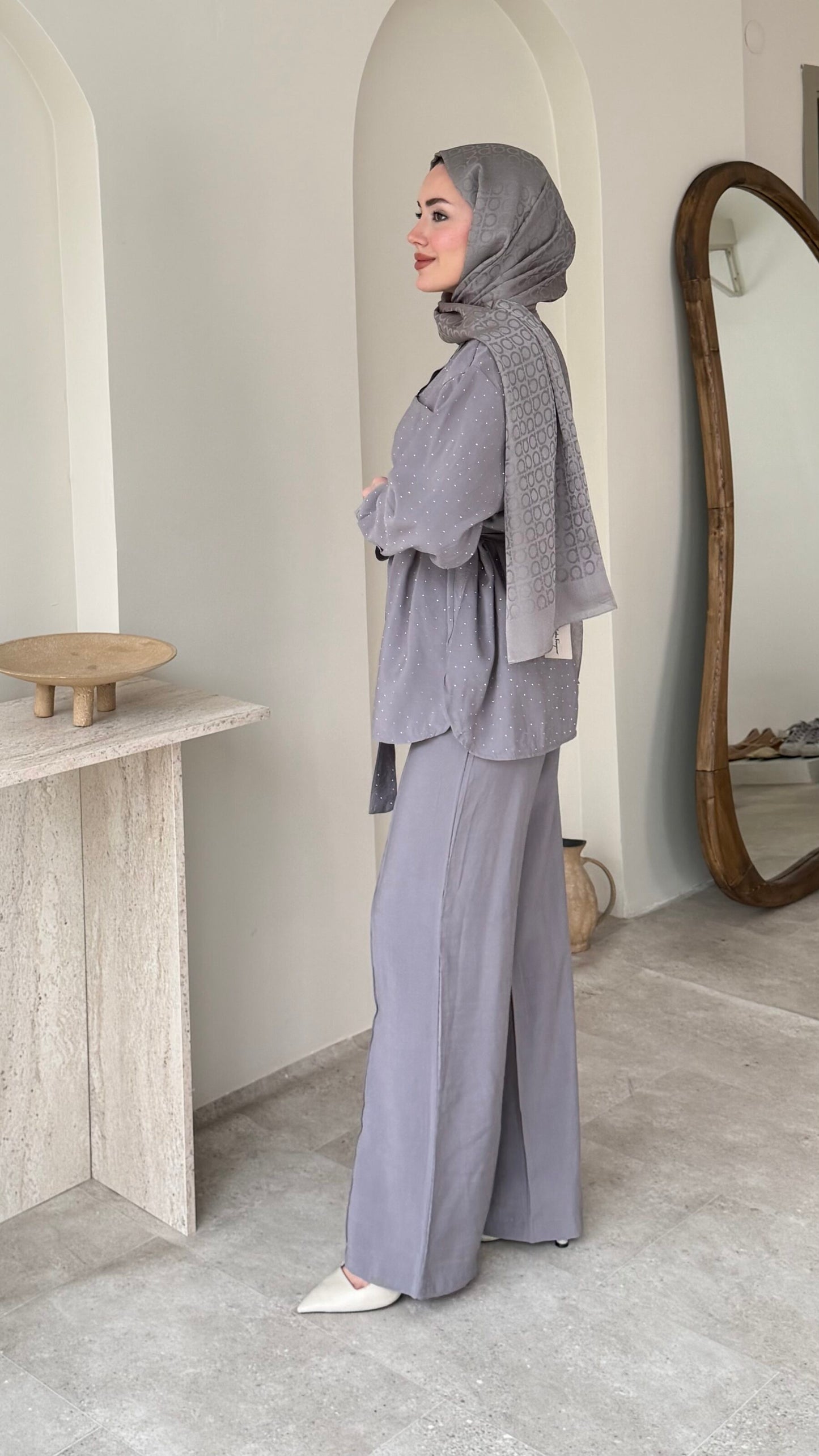Lina Taşlı Takım – Gri